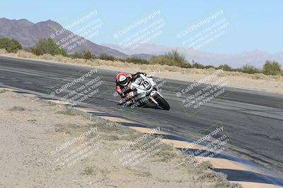 media/Dec-01-2025-Moto Forza (Mon) [[2daa91e15f]]/1-Advanced Group/Session 4 (Turn 10 Inside)/